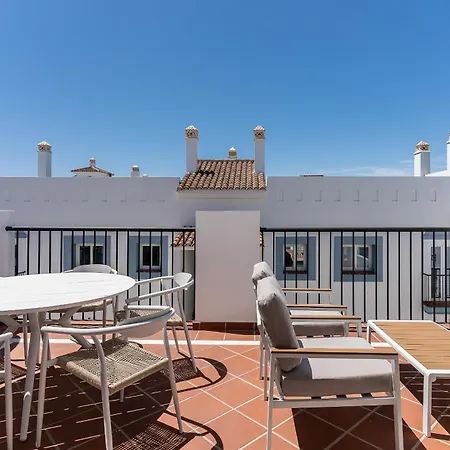 Apartment Paraiso Pueblo: Penthouse With Sea Views 583