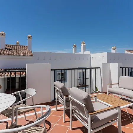 Apartment Paraiso Pueblo: Penthouse With Sea Views 583 Estepona