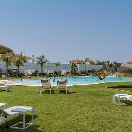 Paraiso Pueblo: Penthouse With Sea Views 583 * Estepona